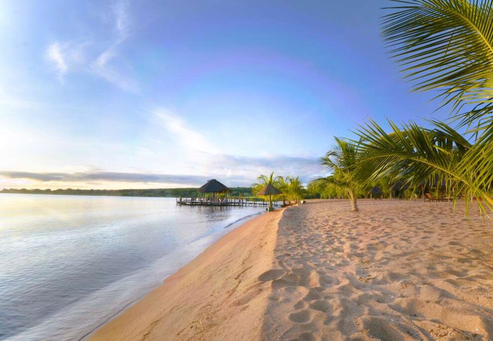 Paradiesisches Strandresort im Mahale Mountains Nationalpark in Tansania
